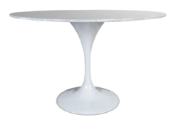 Saarinen Style Tulip Table